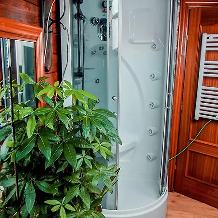 Luna Del Valle * Nueva De Llanes