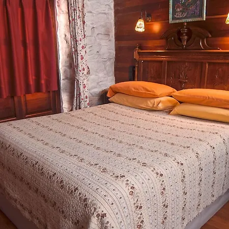 Luna Del Valle * Nueva De Llanes